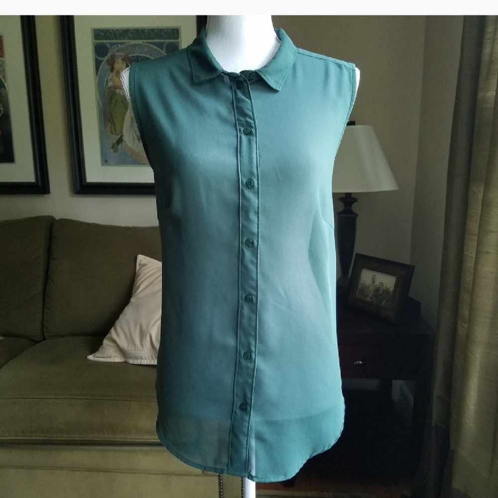 H&M Sheer sleevless blouse